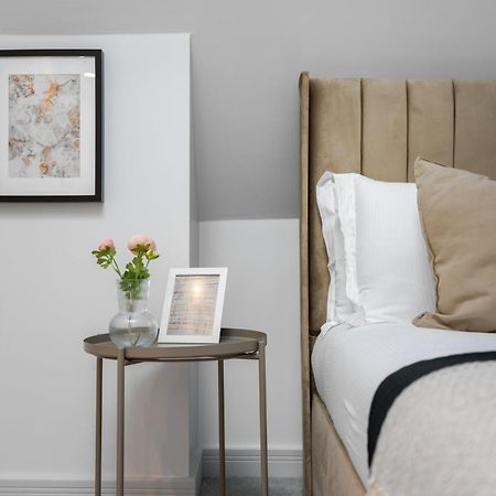 Livestay-Modern & Stylish Apartments In Didcot Exterior foto