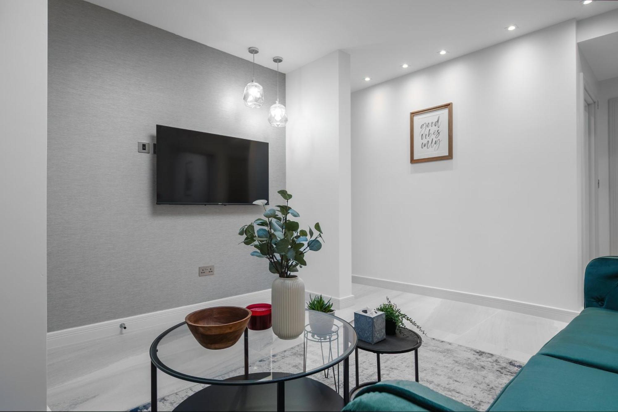 Livestay-Modern & Stylish Apartments In Didcot Exterior foto
