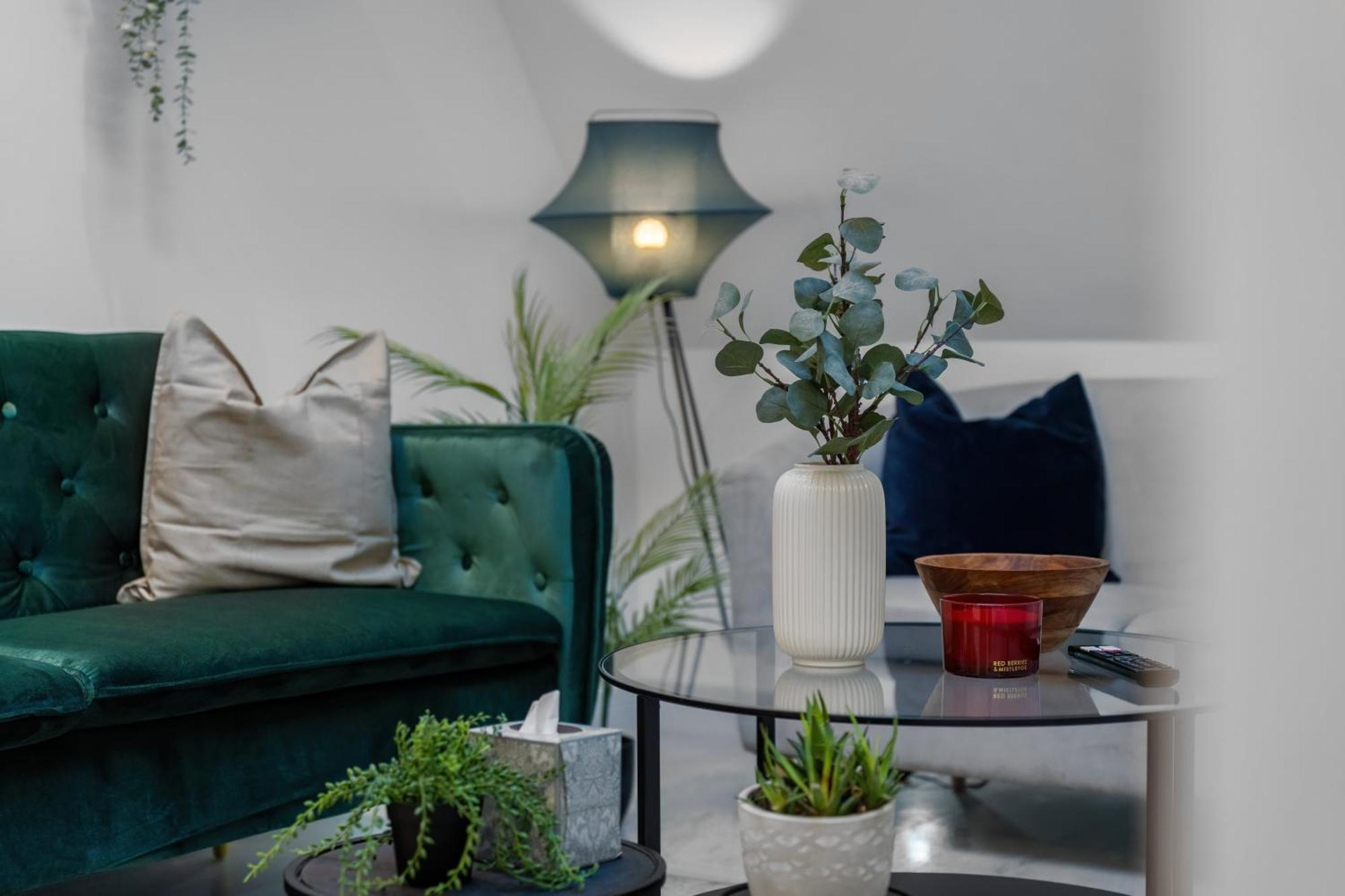Livestay-Modern & Stylish Apartments In Didcot Exterior foto